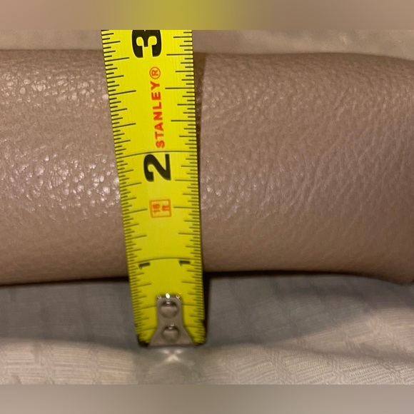 Vegan Leather Handbag & Cosmetic Bag 2-Piece Set - Picture 14 of 14